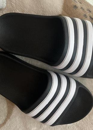 Шльопанці дитячі adidas