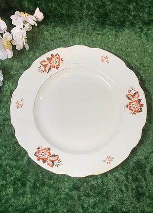 Винтажная тарелка мелкая обеденная (закусочная) карстень 20,5 см. 60-е годы. фарфор (н8221)