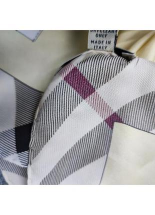 Burberry пластинок 3