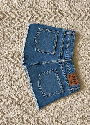 Раз это zara (премиальная линейка zw / zara woman denim collection), перед вами качественная базовая вещь, которая всегда пользуется спросом.