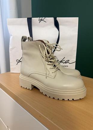 Шкіряні черевики kachorovska