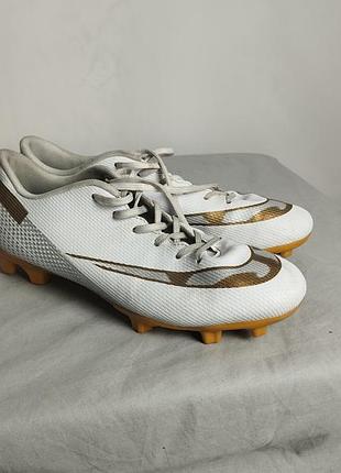 Чоловічі футбольні nike бутси 41р