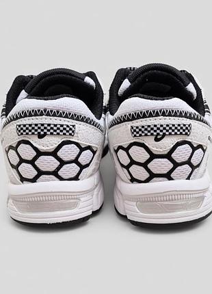 Кросівки asics білі з чорним 3