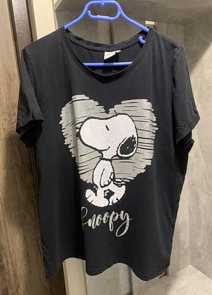 Футболка. розмір 46. peanuts