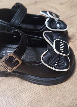 Туфлі для дівчинки miu miu чорні