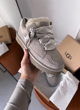 Уггі в наявності ugg lowmel 3