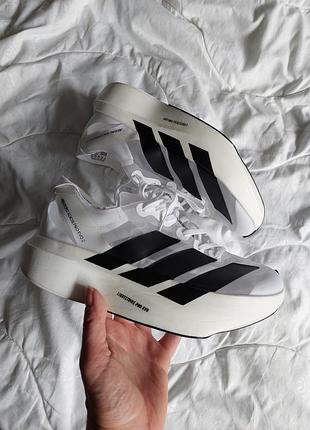 Крутые легкие беговые кроссовки  adidas adizero