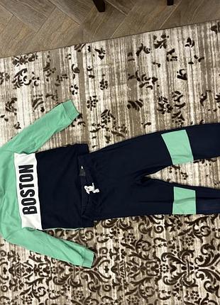 Спортивний костюм для хлопчика h&m boston, синій з м'ятним, розмір 134 см