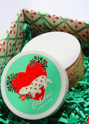 🎄🫐 английский скраб для рук cath kidston hand balm red berry cedar красные ягоды и кедр рождественский новогодний