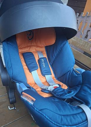 Автокрісло cybex