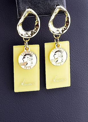 074733 сережки пластик 'fj'