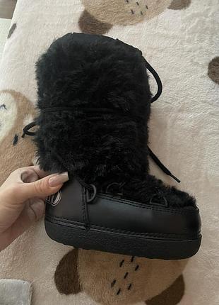 Чоботи дитячі moon boot чорні 2