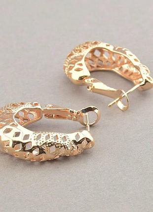 Серьги 'pataya' из медицинского сплава