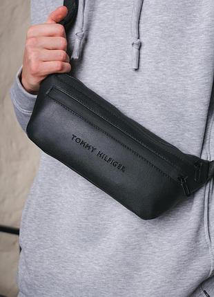 Бананка-сумка з шкірозамінника чорна tommy hilfiger #