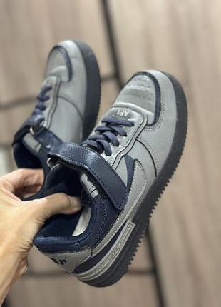 Кросівки дитячі сіро-сині, розмір 34, довжина устілки 22 см