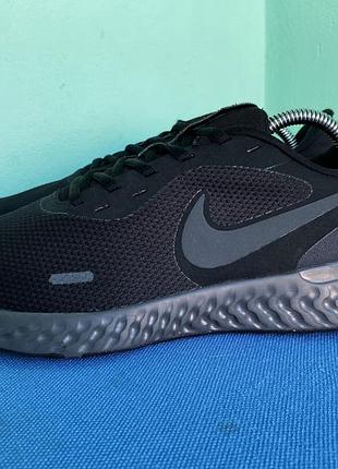 Кросівки nike revolution 5