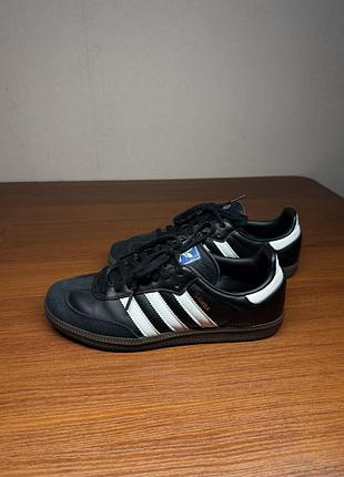 Кросівки унісекс adidas samba og чорні 40 eur