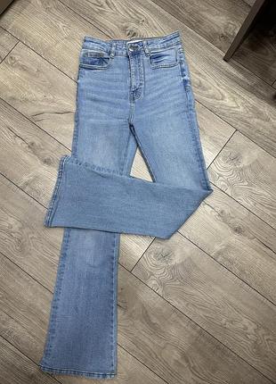 Джинси жіночі zara flare кльош світло-сині
