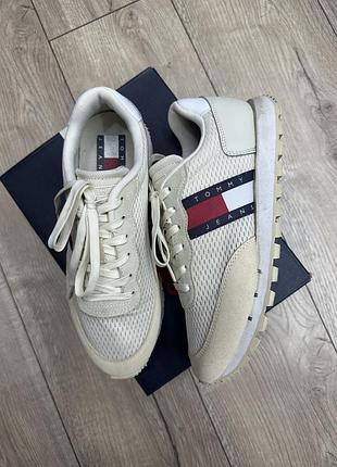 Кросівки жіночі tommy hilfiger jeans бежеві, розмір 38, матеріал текстиль + натуральна замша