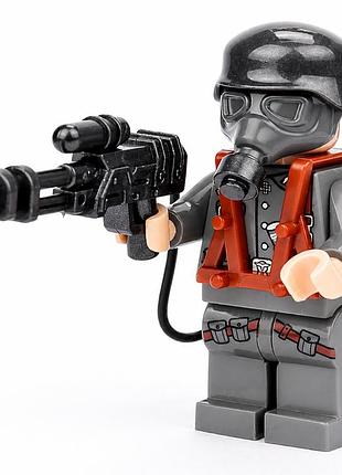 Фигурка немецкий солдат в противогазе с огнемётом для лего lego