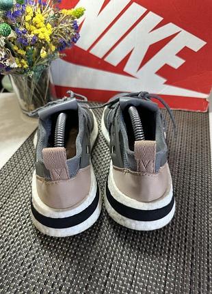 Оригинальные кроссовки adidas 2