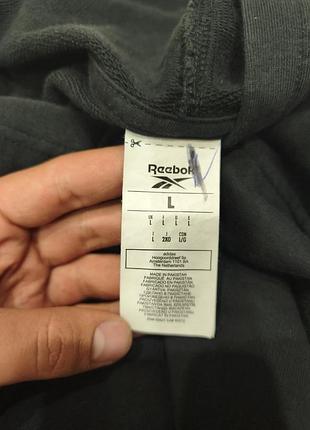Худи от бренда reebok 3