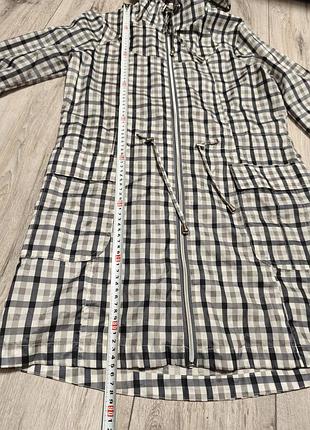 Жіночий легкий плащ 9