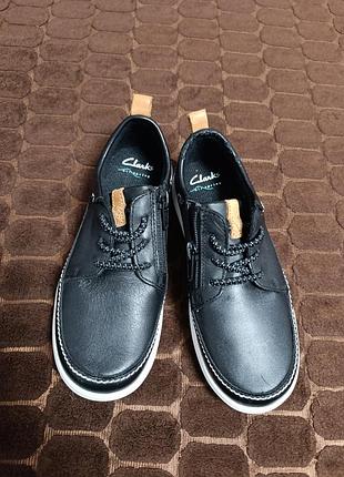 Туфлі для хлопчика clarks чорні 2