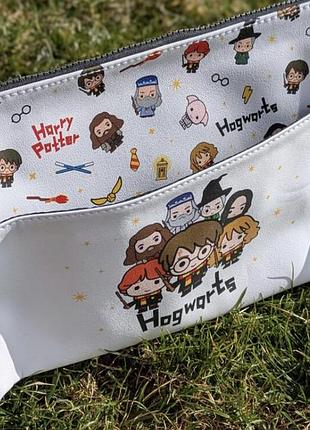 Чудова косметичка клатч сумочка harry potter велика 34*20*7 в ідеалі