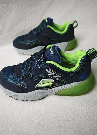 Кроссовки skechers р. 28,5 стелька 18,5 см