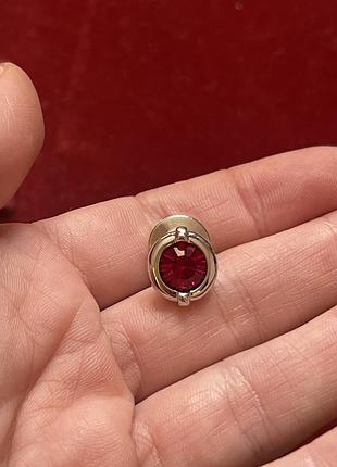 Пін swarovski 4