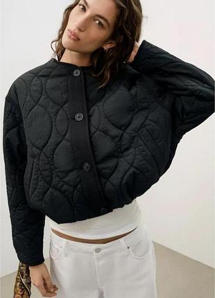 Куртка жіноча zara стьобана чорна