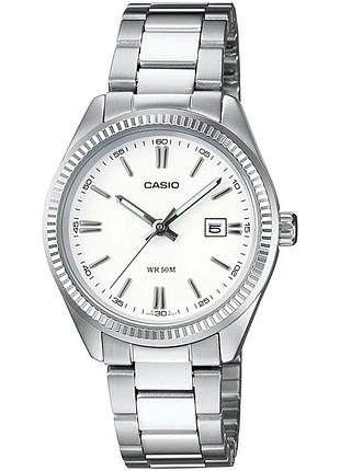 Женские часы casio ltp-1302d-7a1 стальной браслет белый циферблат