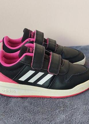 Осенние кроссовки adidas на для девочки