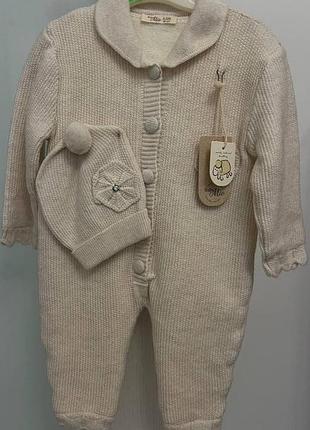 Вязаный комбинезон с шапочкой на овчине baby mio молочный 9-12 месяцев (рост 80 см)
