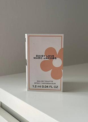 Туалетна вода daisy love marc jacobs