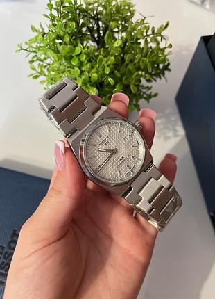 Мужские часы tissot prx powermatic 80 40 мм – автоматический механический, белый циферблат, стальной браслет