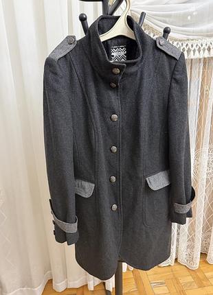 Стильне пальто next m / l