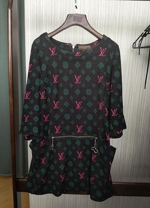 Туніка жіноча louis vuitton з монограмою, чорна з рожевим та зеленим