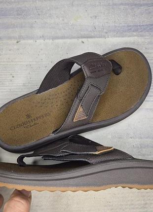 Шлепанцы вьетнамки clarks