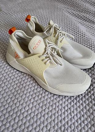 Оригінальні кросівки guess fmo1ms