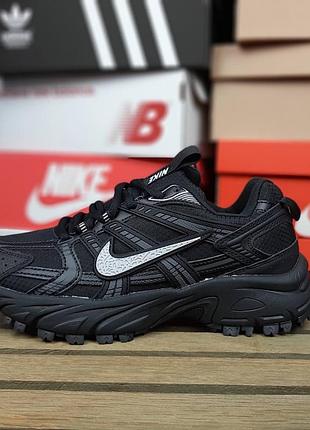 Жіночі кросівки nike v2k run чорні з білим