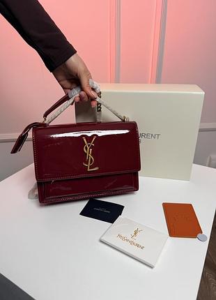 Сумка sunset medium in chain bag in burgundy patent leather бургунді