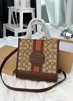Coach field tote 22 signature canvas bag