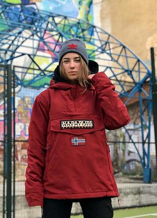 Rainforest red - winter