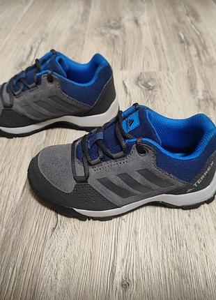 Кроссовки adidas terrex 3