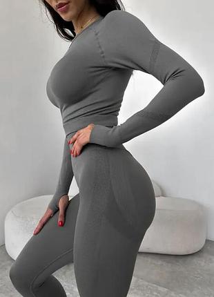 Спортивный комплект для тренировок, йоги, фитнеса