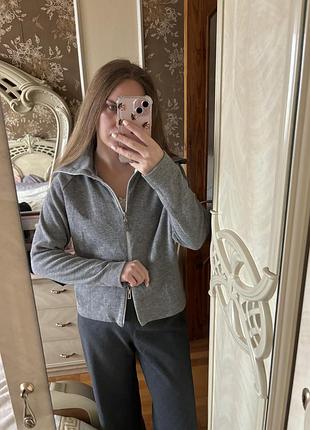Кофта жіноча сіра на замку