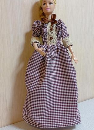 Одяг для ляльки дівчинка barbie сукня в клітинку