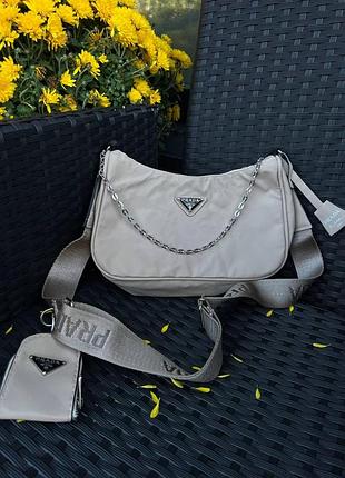 Prada re-edition beige (без лого внутри и на фурнитуре )